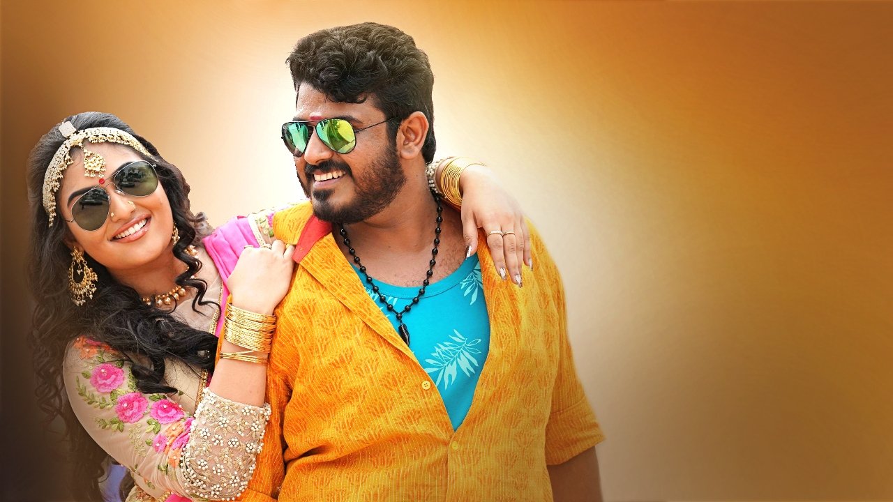 Oru Pazhaya Bomb Kadha Movie Screenshot 4