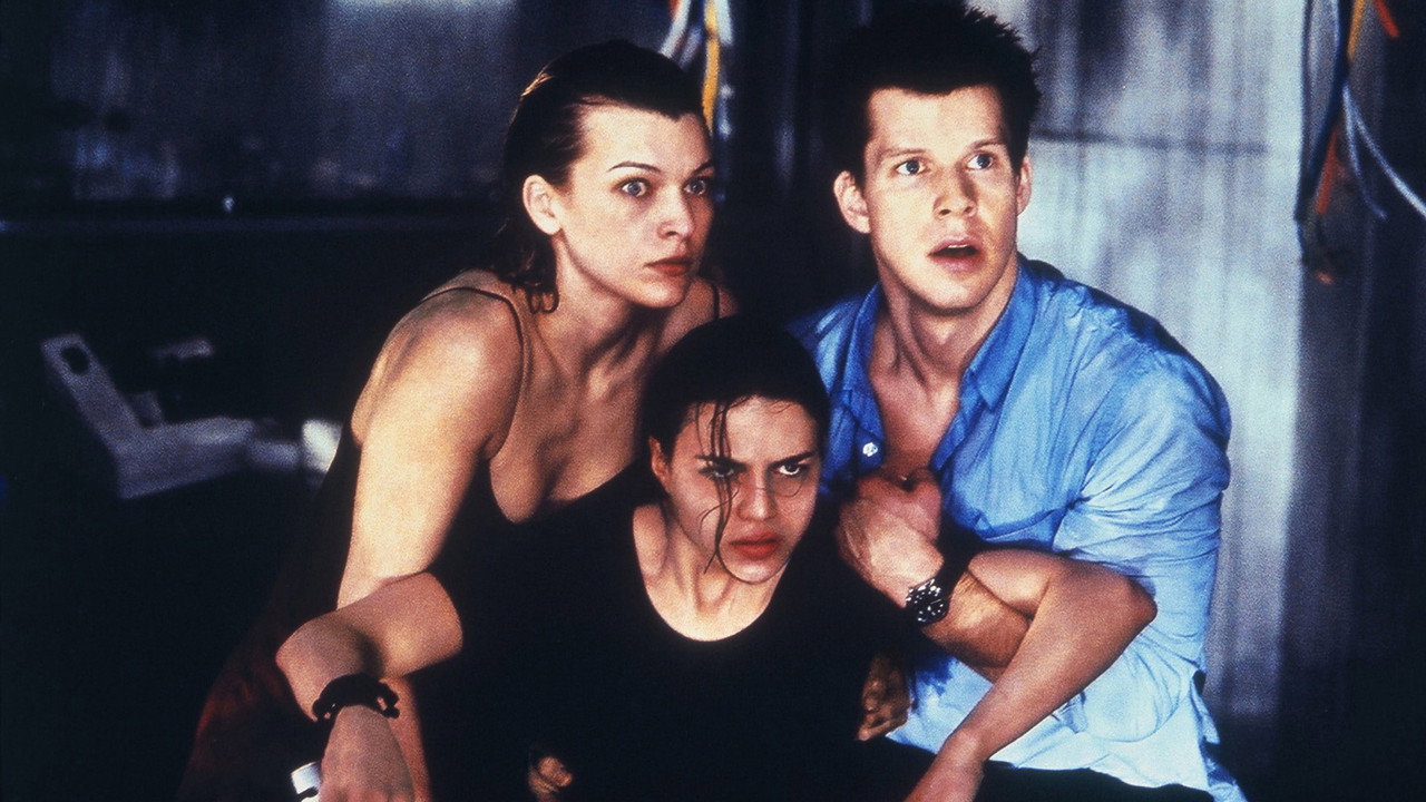 Resident Evil Movie Screenshot 3