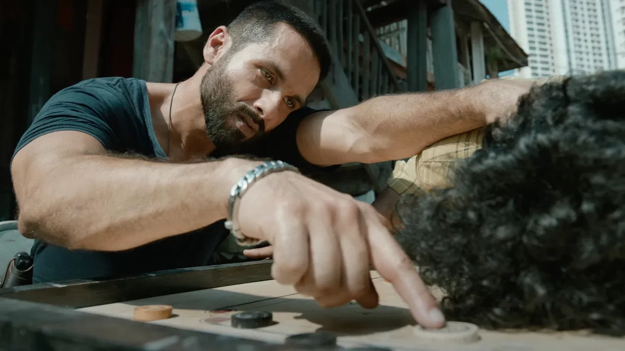 Deva Movie Screenshot 4