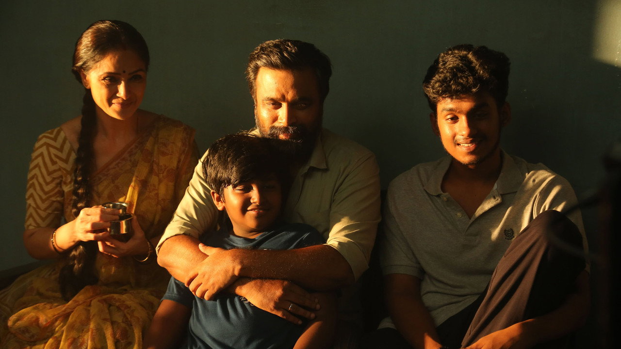 Tourist Family Movie Screenshot 2