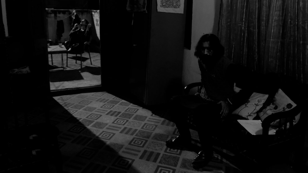 Gair Qanooni Kashmakash Movie Screenshot 1