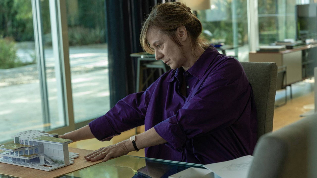 Dismantling an Elephant Movie Screenshot 2