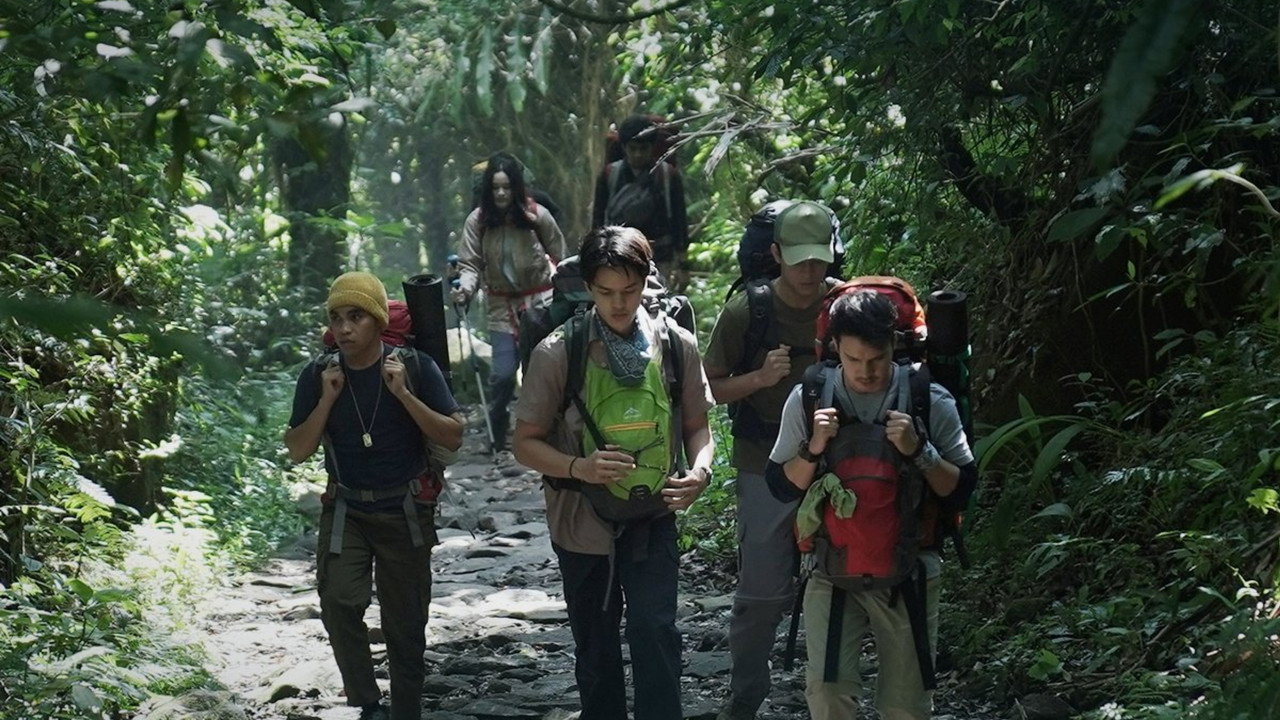 Petaka Gunung Gede Movie Screenshot 2