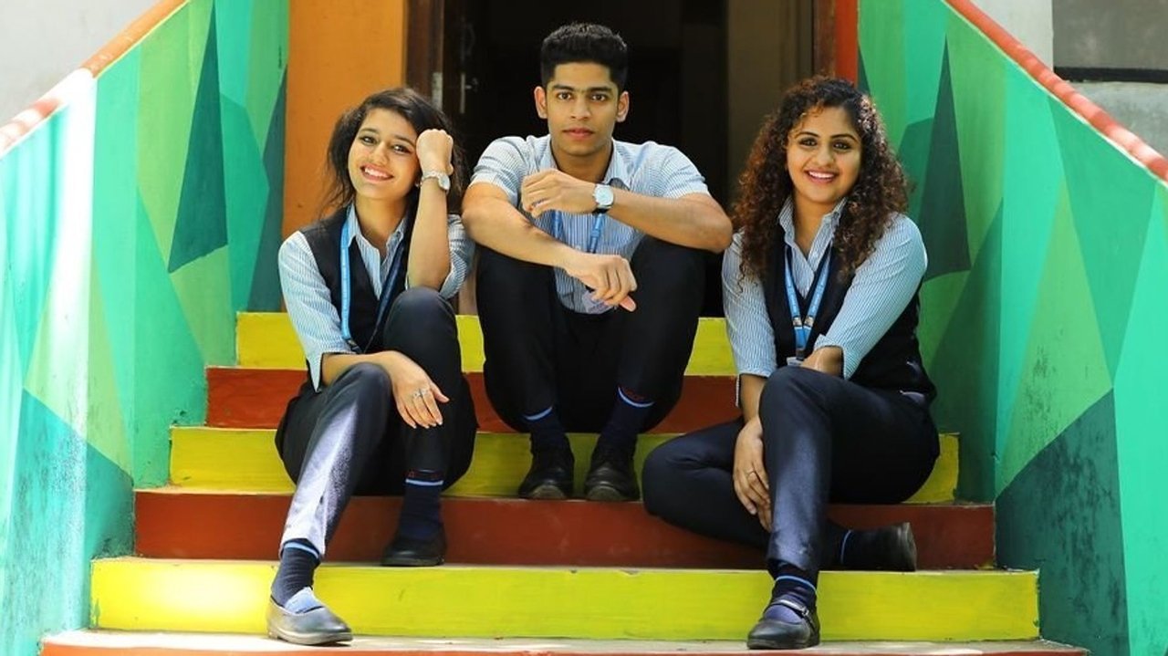 Oru Adaar Love Movie Screenshot 3