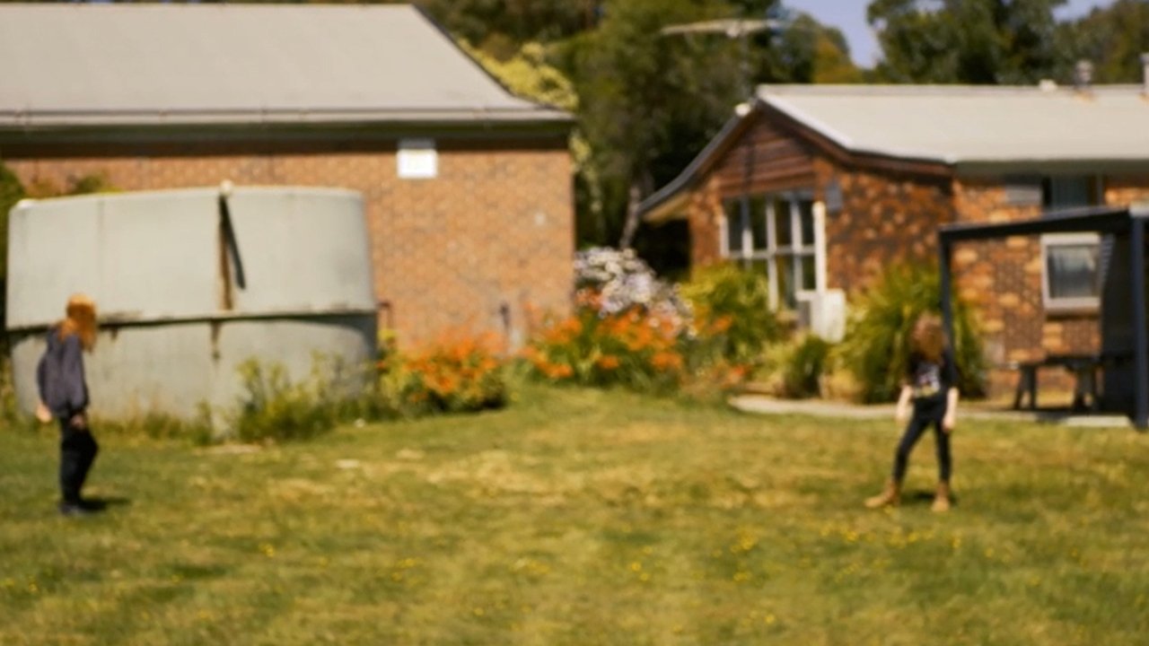 Standoff Movie Screenshot 1