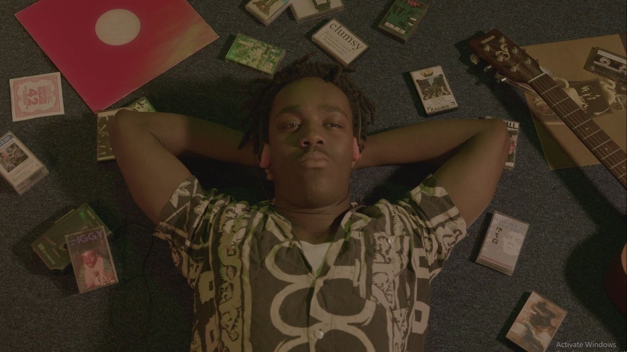 After the show Movie Screenshot 1
