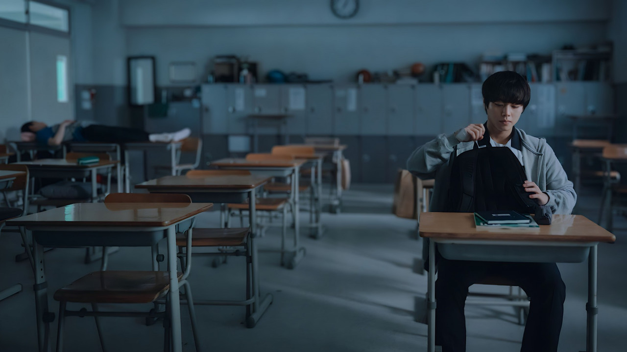 Weak Hero Series Screenshot 1