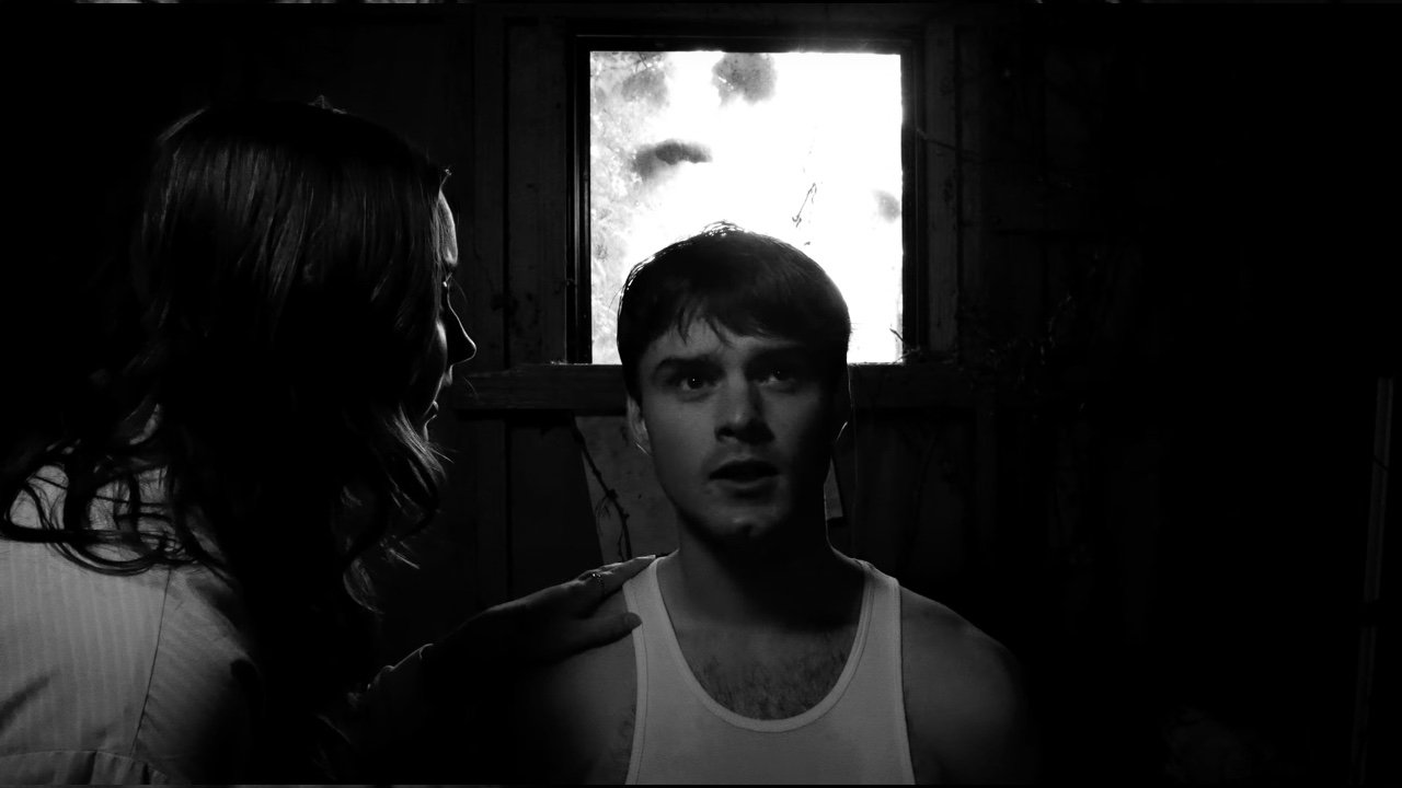 Loud Banging Sounds Movie Screenshot 1