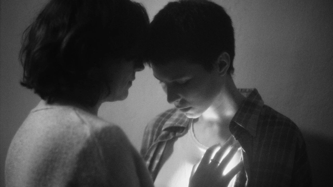 Houses Movie Screenshot 2